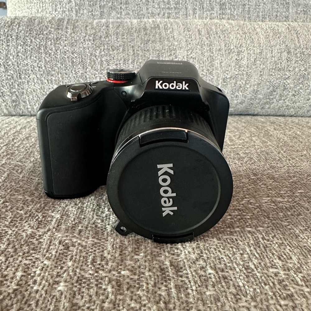 Kodak Easy Share Z990 Digital Camera